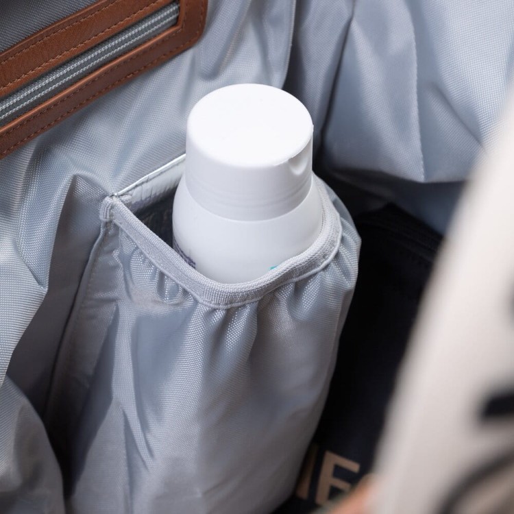 00db7c9abb90f54f04dba2c3ff26d115