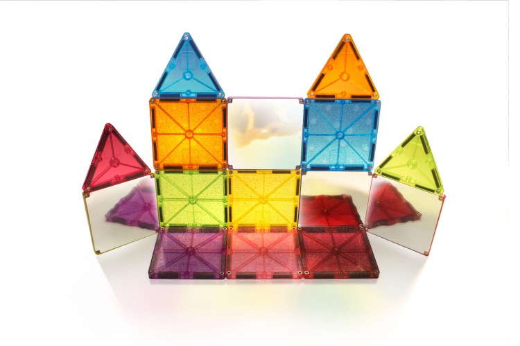 MagnaTiles-Stardust_Display-15pc.DPI_300.jpg