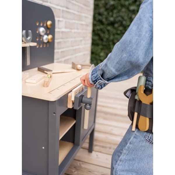 c911513dc5bf54c4a4ac83db6e72134c