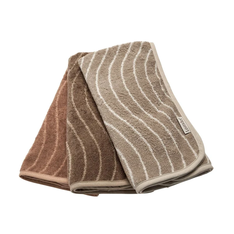 ee244fda81df4478d4aabc9c1a60a9aa