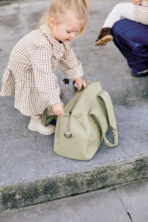 cdc8b1eea77c522cab17b2ee2c3537a0