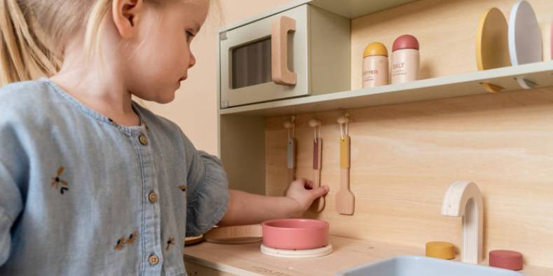 Duża kuchnia pastelowa FSC Little Dutch